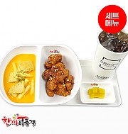 매콤크림떡볶이+양념치킨-단무지