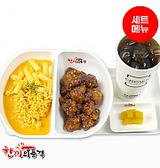 매콤크림라볶이+왕갈비치킨-단무지