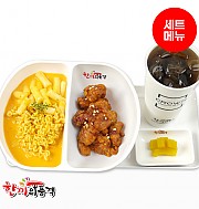 매콤크림라볶이+양념치킨-단무지