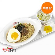 소불고기볶음밥-단무지