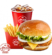 화이트 어니언 치킨버거 세트 ( 음료 + 감자튀김 )